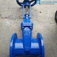 van cổng ty nổi